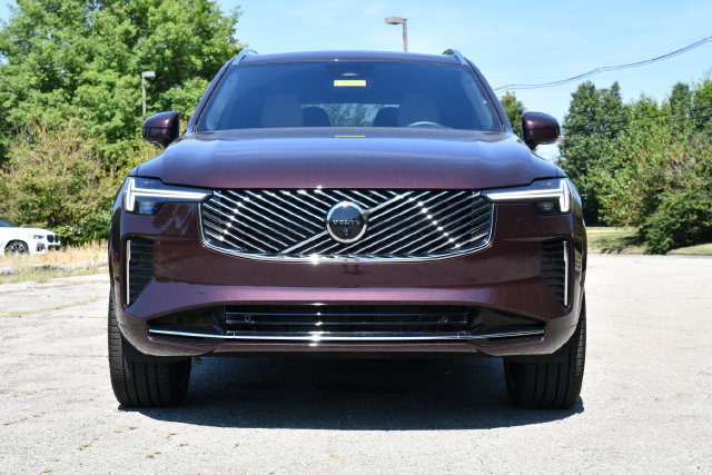 New 2026 Volvo XC90 B6 Plus w/ Protection Package AWD/4WD image 2