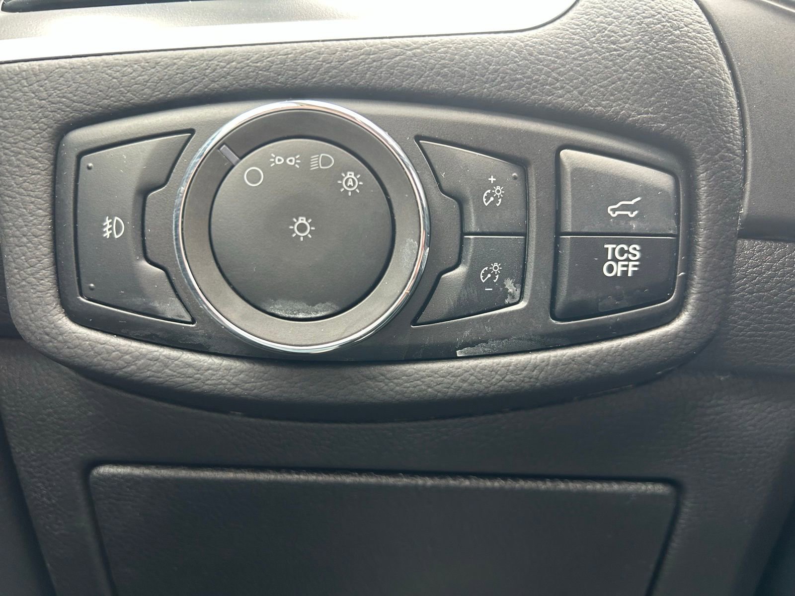 Used 2024 Ford Edge SEL w/ Convenience Package image 16