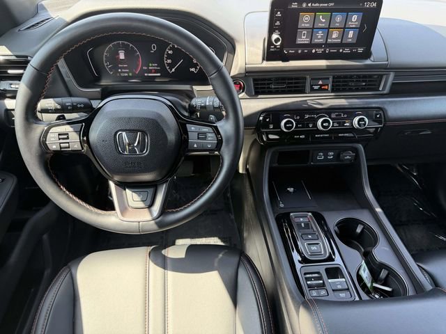 Certified 2025 Honda Pilot TrailSport image 14