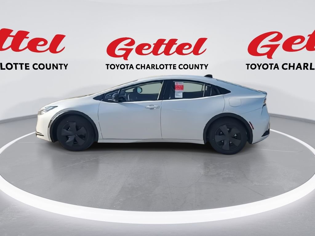 New 2026 Toyota Prius LE image 5