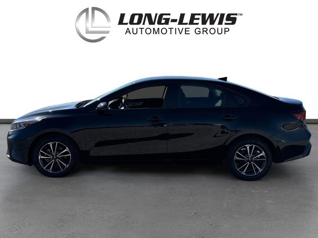Used 2024 Kia Forte LXS image 2