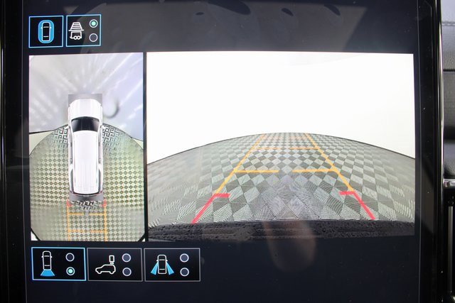 New 2026 GMC Yukon XL Denali w/ Sun & Power Step Package image 4