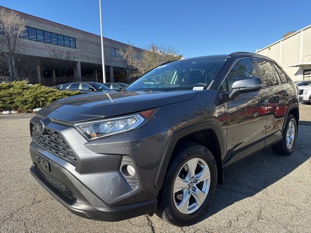 Used 2020 Toyota RAV4 XLE w/ All Weather Liner Package image 3