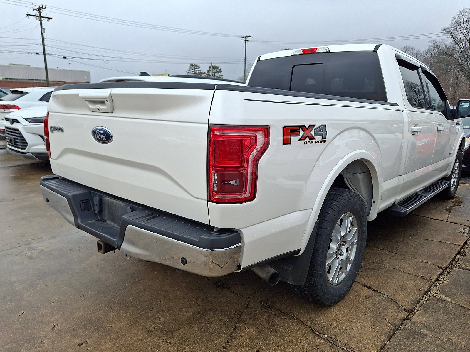 Used 2017 Ford F150 Lariat w/ Equipment Group 501A Mid image 9