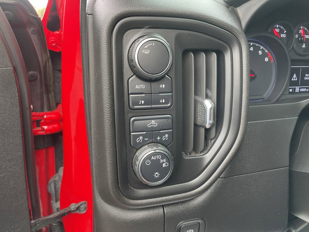 Certified 2024 Chevrolet Silverado 1500 W/T w/ WT Value Package image 21