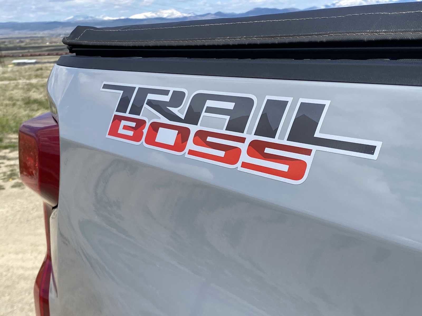 Used 2024 Chevrolet Silverado 1500 LT Trail Boss w/ Convenience Package II AWD/4WD image 26