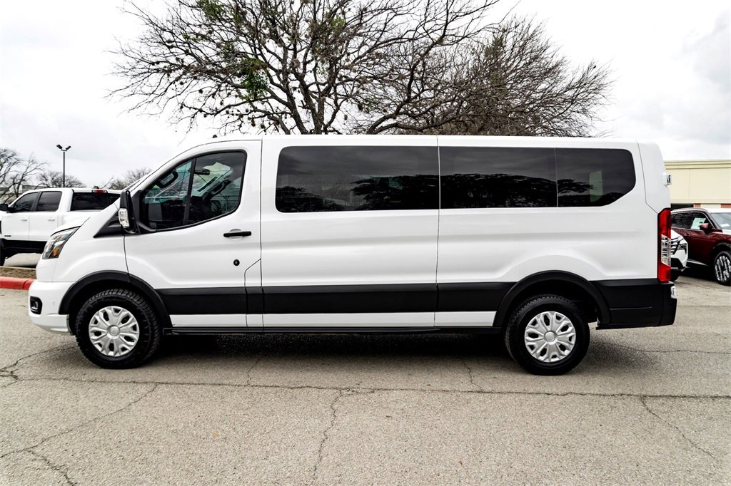 Used 2023 Ford Transit 350 XLT image 10