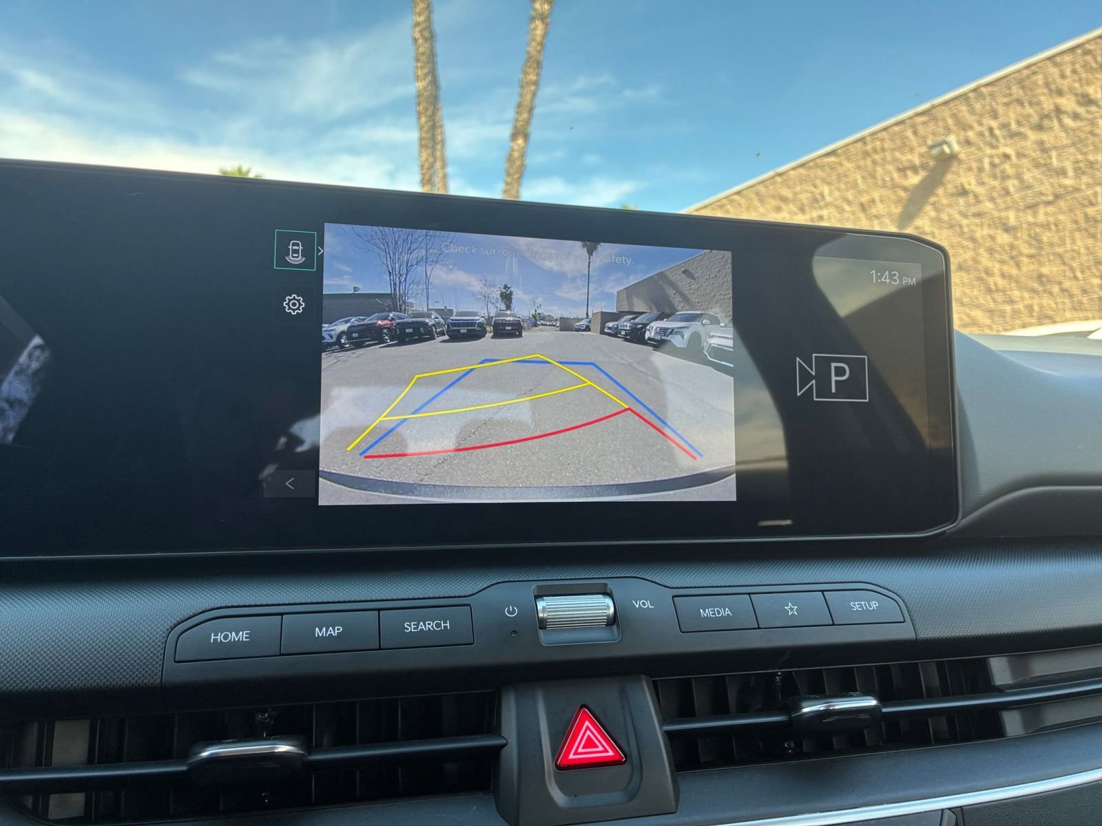 Used 2025 Kia K4 LXS image 23