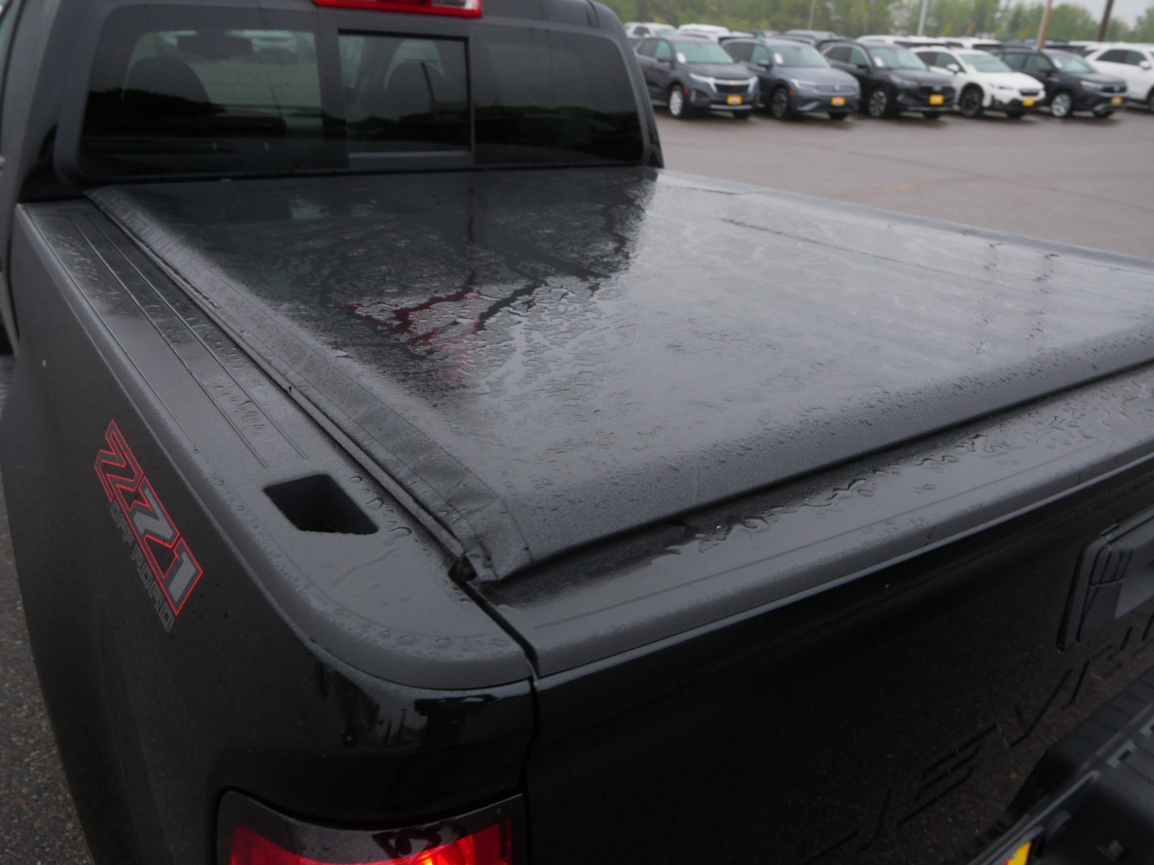 Used 2022 Chevrolet Colorado Z71 AWD/4WD image 19