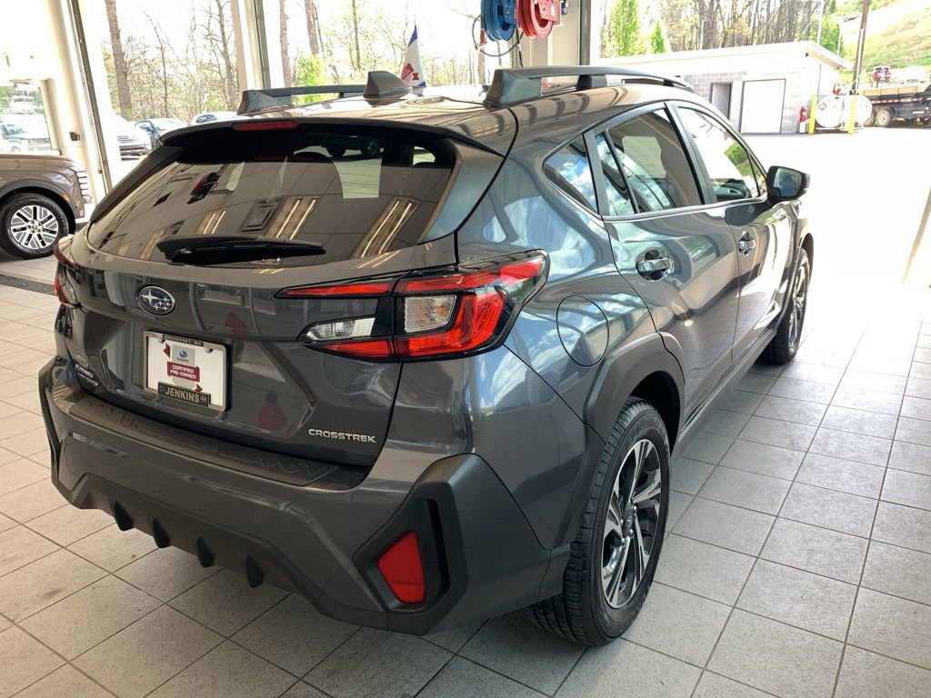 Certified 2024 Subaru Crosstrek 2.0i Premium AWD/4WD image 18