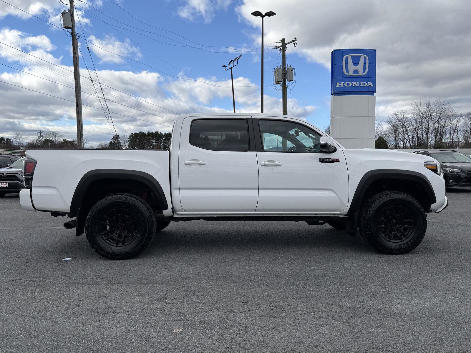 Used 2020 Toyota Tacoma TRD Pro image 4