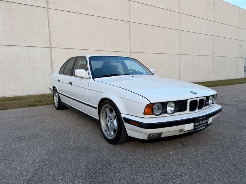 Used 1991 BMW M5 RWD image 10