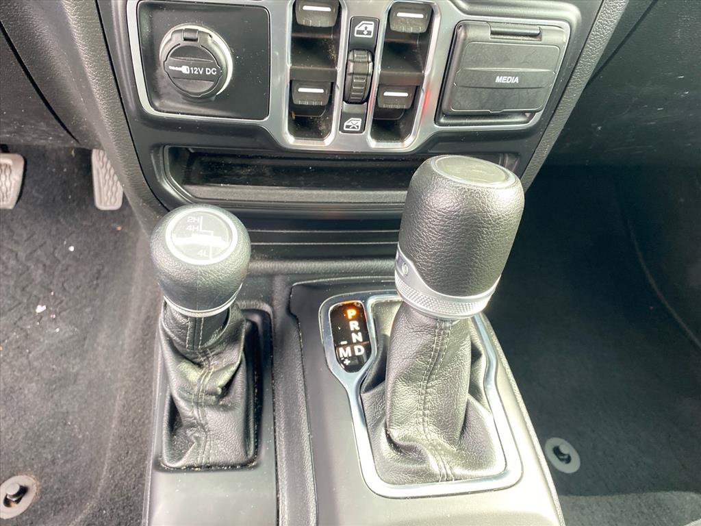 Used 2023 Jeep Wrangler Unlimited Sport AWD/4WD image 12
