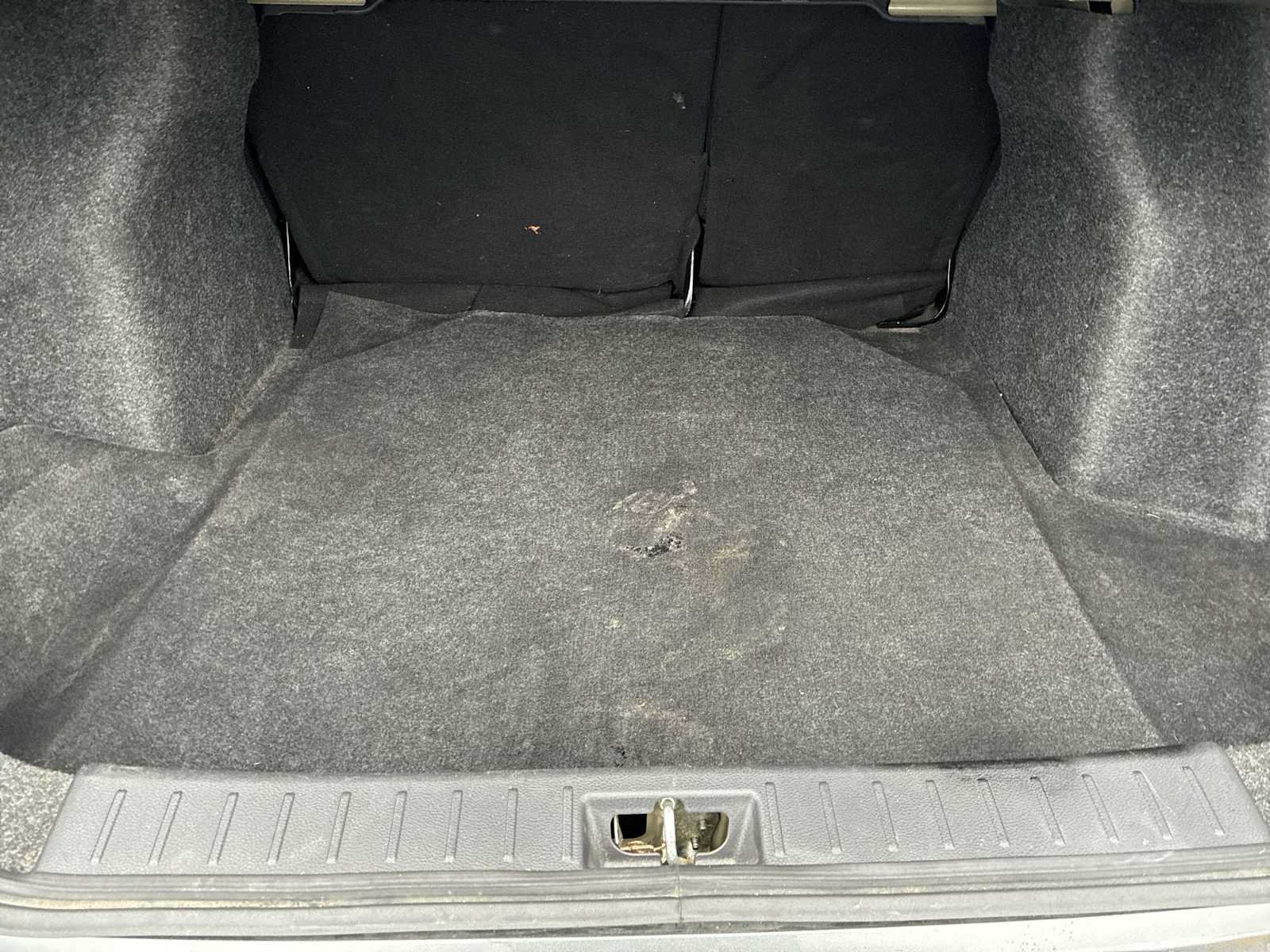 Used 2020 Nissan Versa S FWD image 19