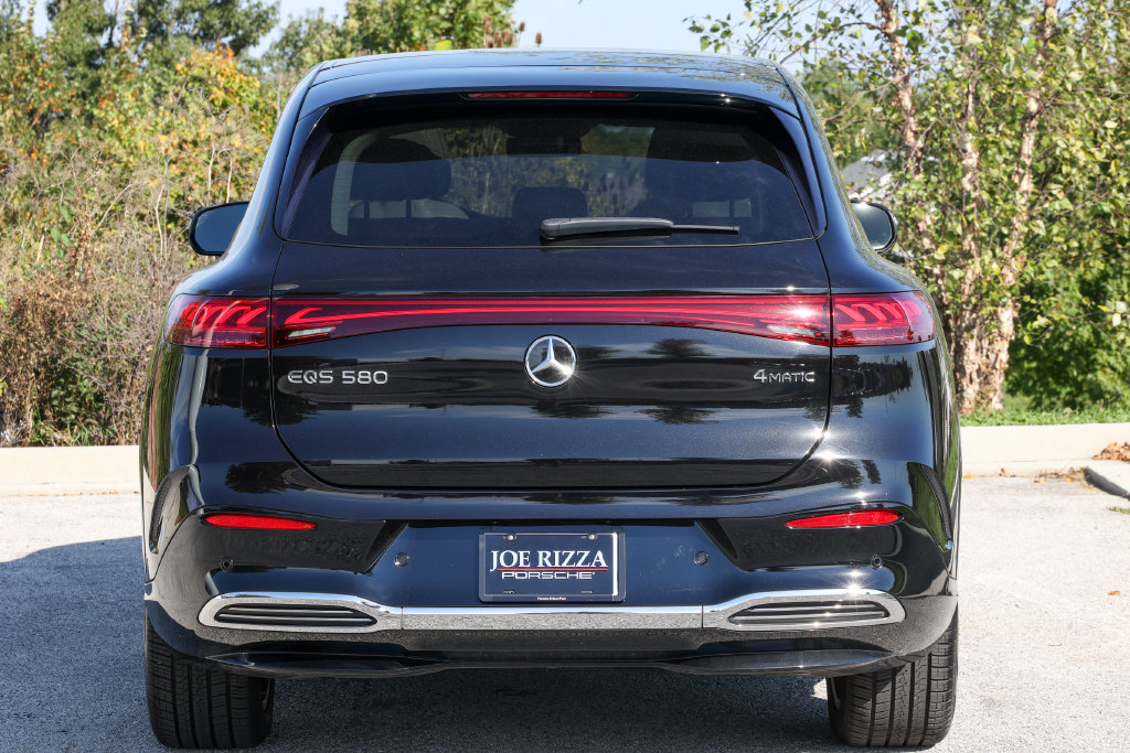 Used 2023 Mercedes-Benz EQS 580 4MATIC SUV image 9