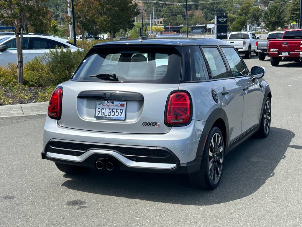 Used 2024 MINI Cooper S FWD image 5