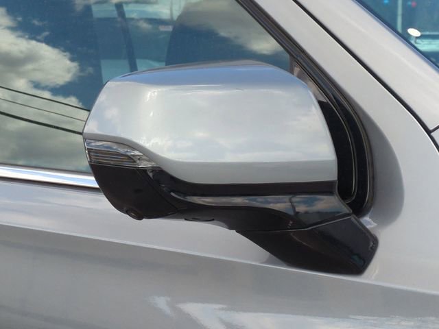 New 2026 Chevrolet Suburban High Country image 11