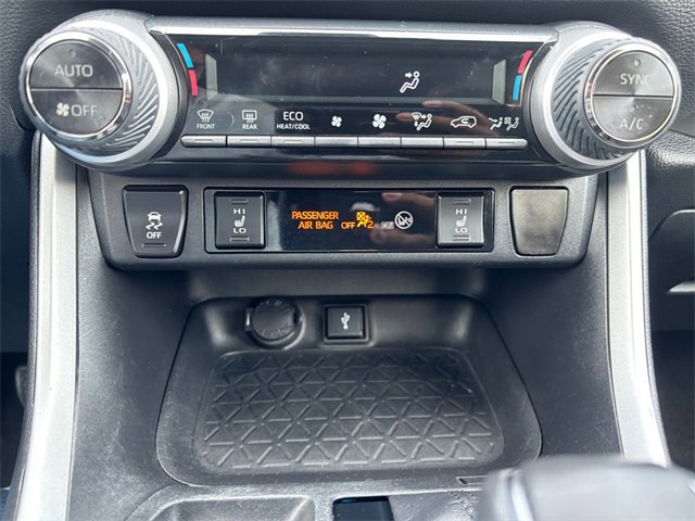 Used 2020 Toyota RAV4 XSE image 23