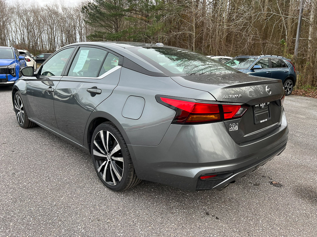 Used 2022 Nissan Altima 2.5 SR image 3