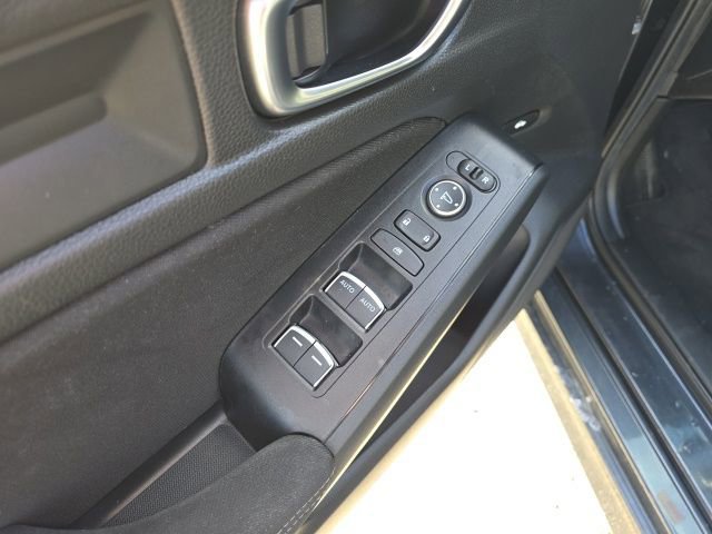 Used 2025 Honda Civic Sport image 15