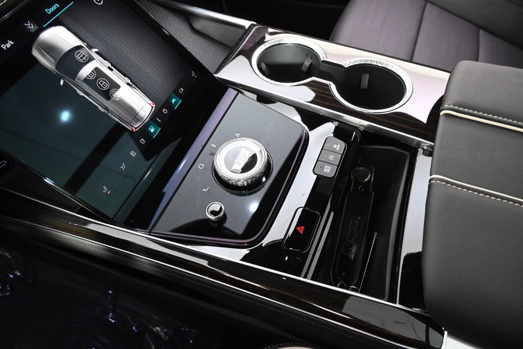 New 2026 Cadillac Escalade Luxury w/ Touring Package image 33