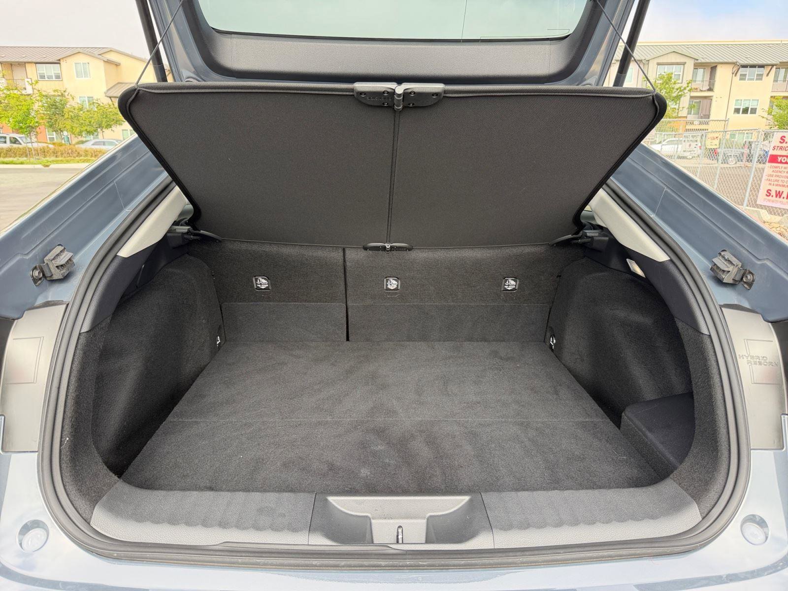 Used 2026 Toyota Prius XLE FWD image 23