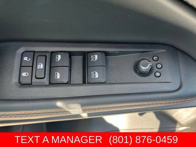 New 2026 Jeep Cherokee Overland w/ Advanced Pro Tech Group AWD/4WD image 16
