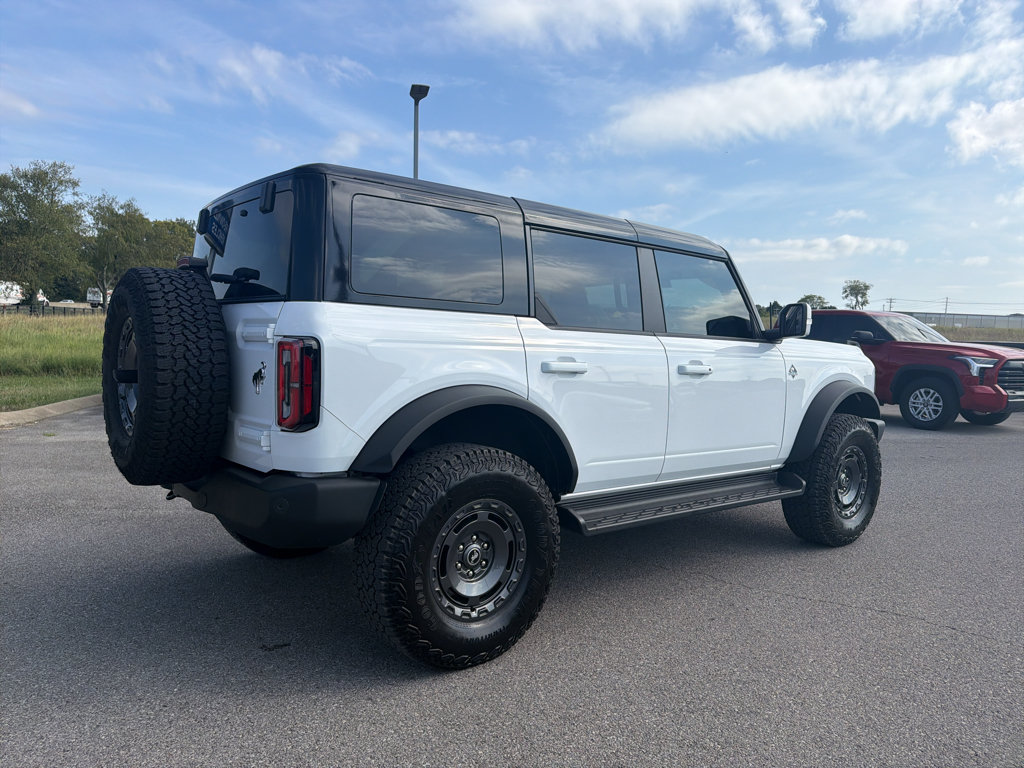 Used 2025 Ford Bronco Outer Banks w/ Sasquatch Package AWD/4WD image 5