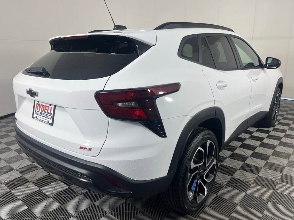 New 2026 Chevrolet Trax RS w/ Sunroof Package image 4