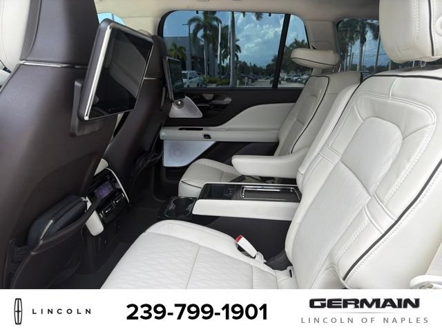 Used 2023 Lincoln Aviator Black Label w/ Dynamic Handling Package AWD/4WD image 13