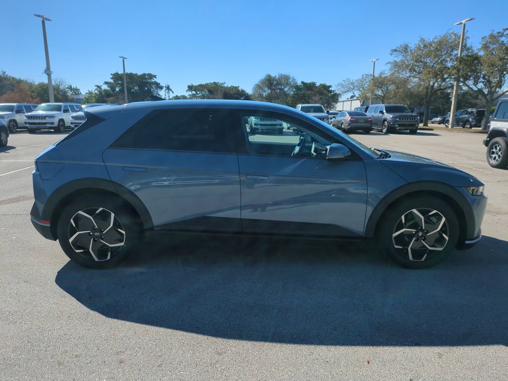 Used 2022 Hyundai Ioniq 5 SE w/ Cargo Package image 5