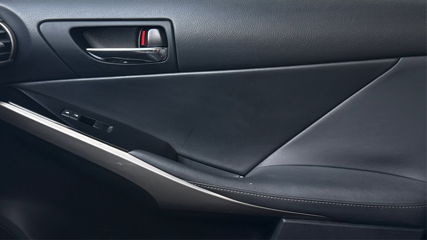 Used 2015 Lexus IS 250 RWD image 39