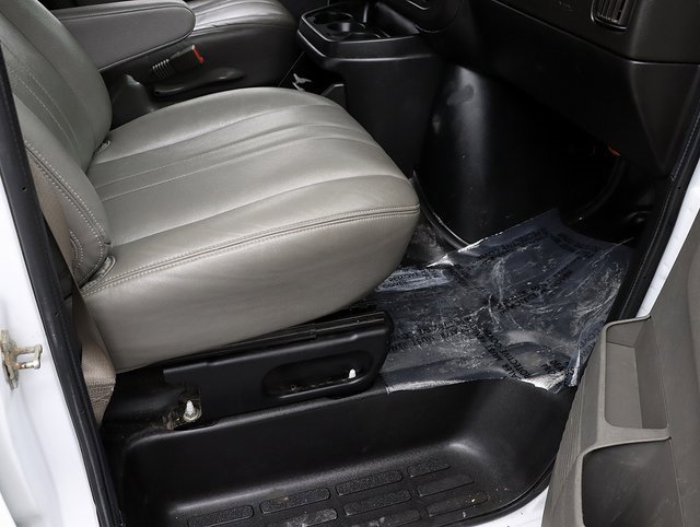 Used 2021 Chevrolet Express 2500 w/ Driver Convenience Package image 27