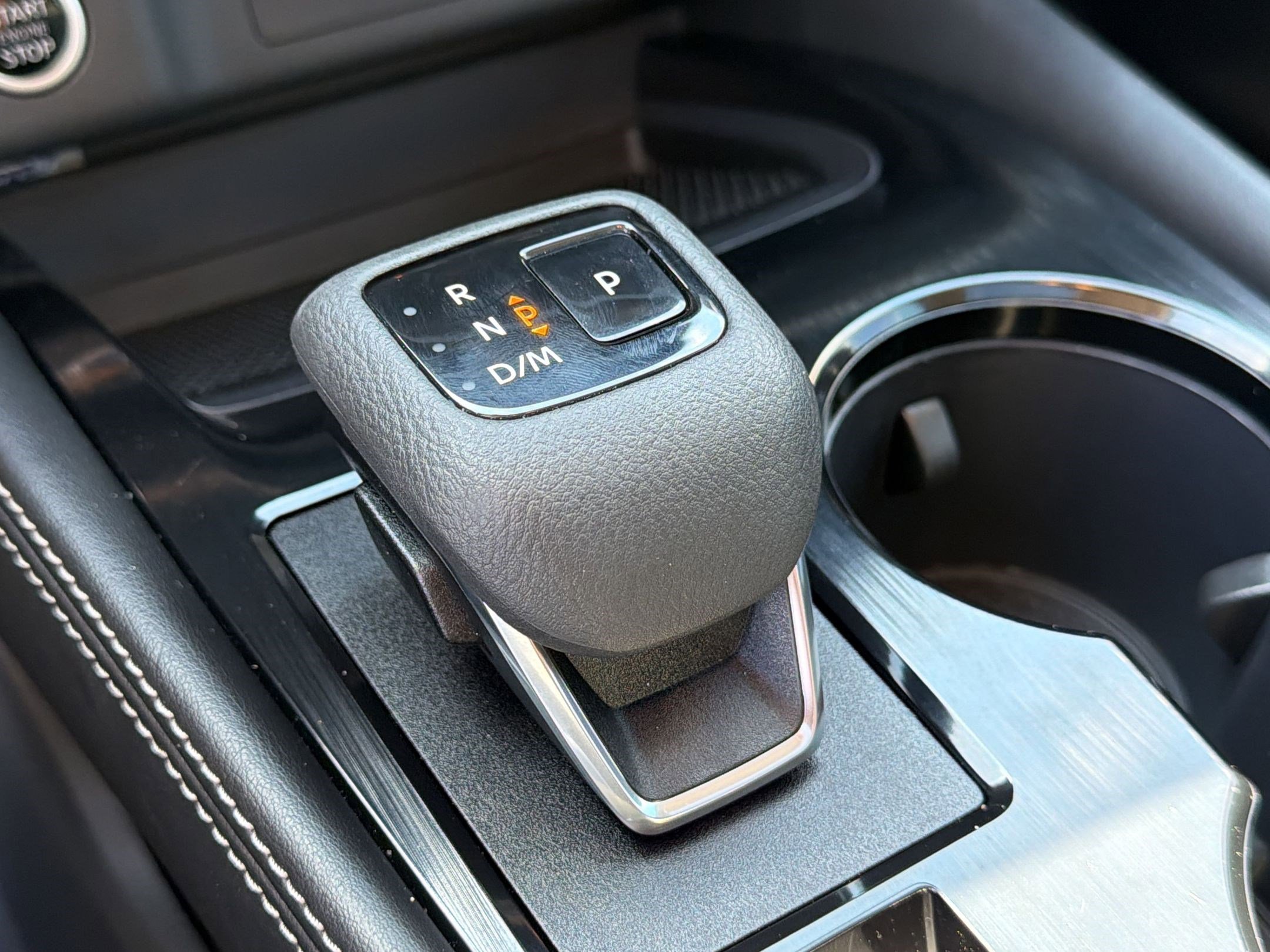 Used 2023 Nissan Rogue SL w/ SL Premium Package image 19