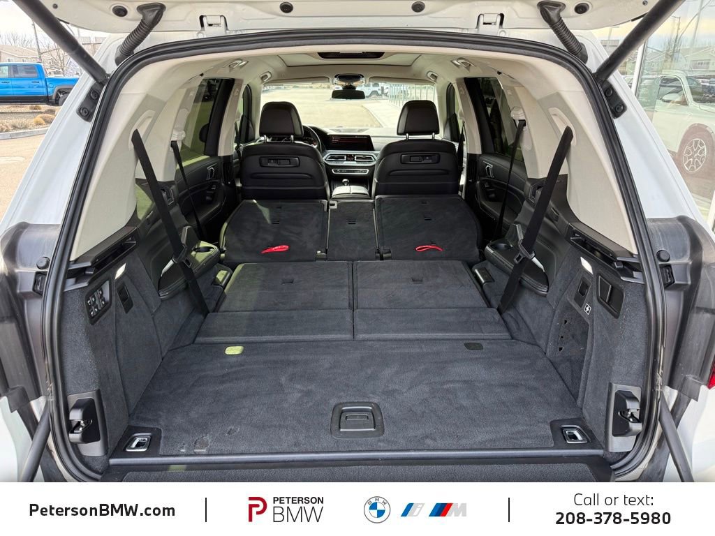 Used 2021 BMW X7 xDrive40i w/ Cold Weather Package image 13