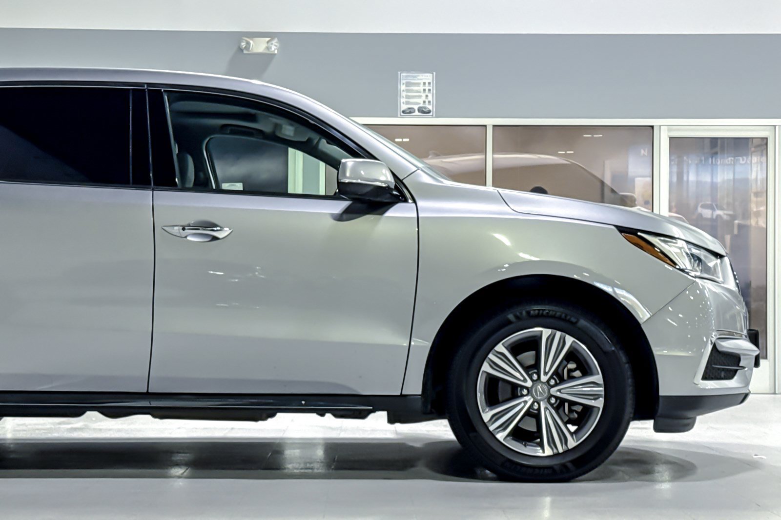 Used 2020 Acura MDX SH-AWD image 36