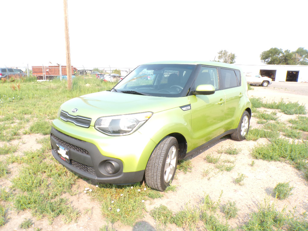 Used 2017 Kia Soul FWD image 1