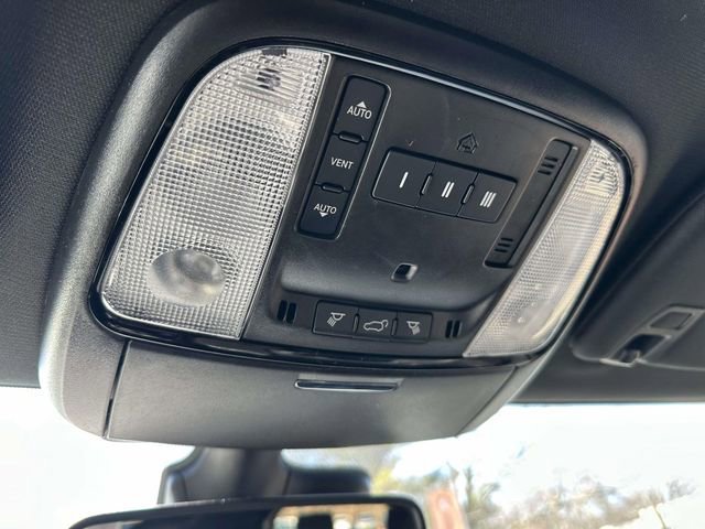 Certified 2023 Dodge Durango R/T image 37