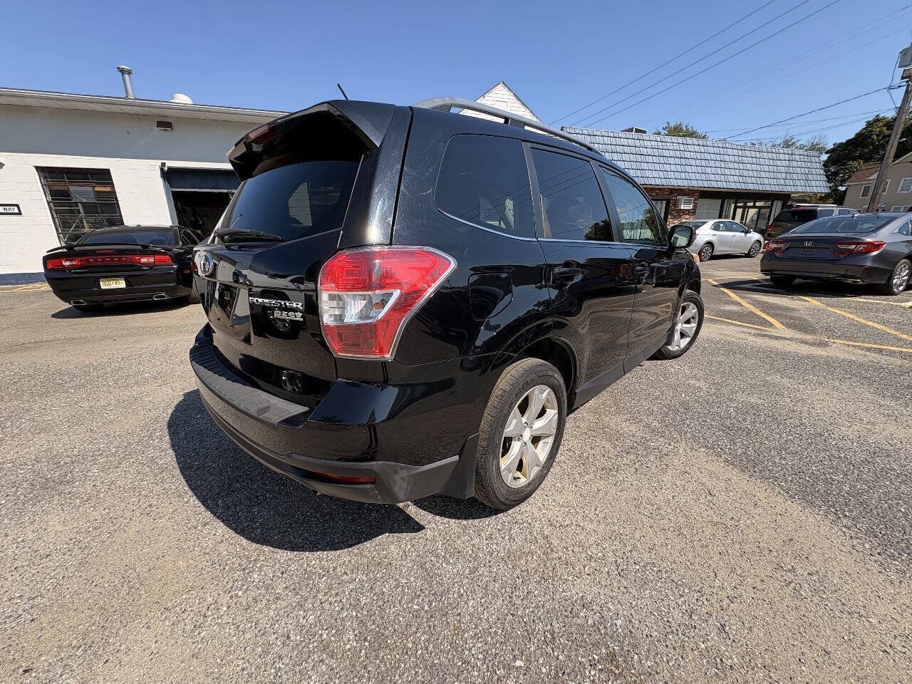 Used 2014 Subaru Forester 2.5i Touring AWD/4WD image 9