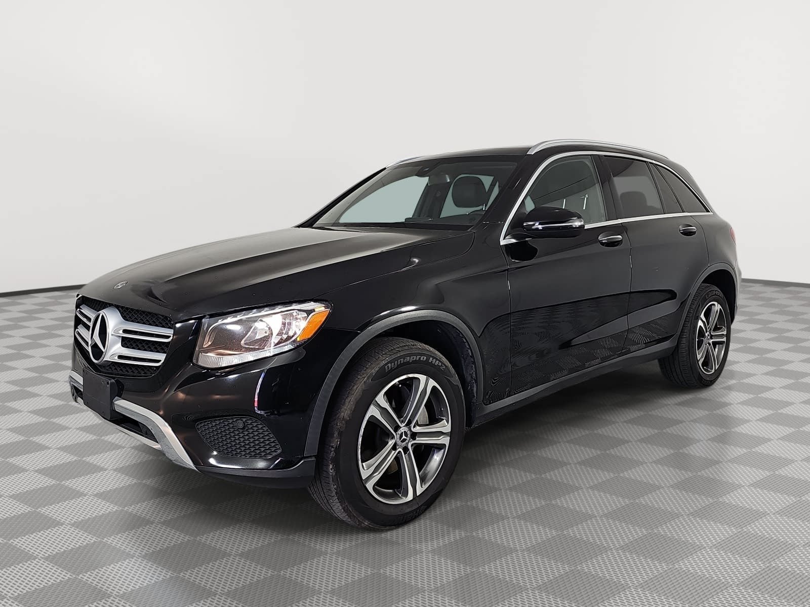 Used 2017 Mercedes-Benz GLC 300 4MATIC image 4