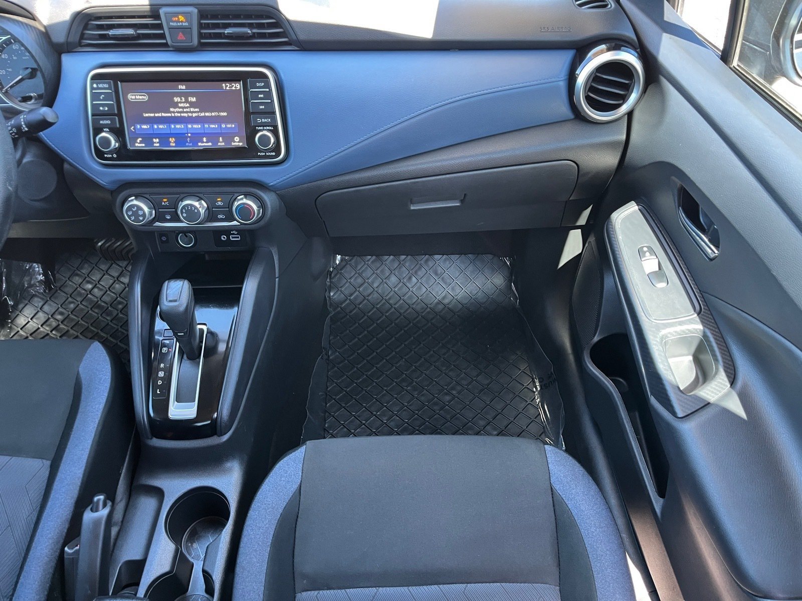 Used 2024 Nissan Versa SV w/ Trunk Package FWD image 15