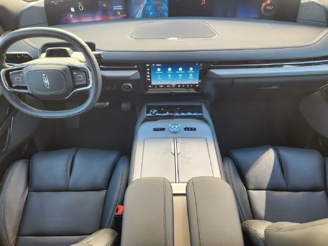 New 2027 Lincoln Navigator Reserve w/ Jet Appearance Package AWD/4WD image 11