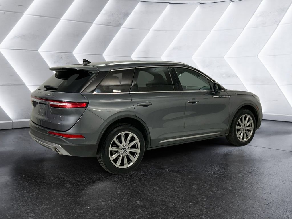 Used 2021 Lincoln Corsair FWD w/ Premium Package image 4