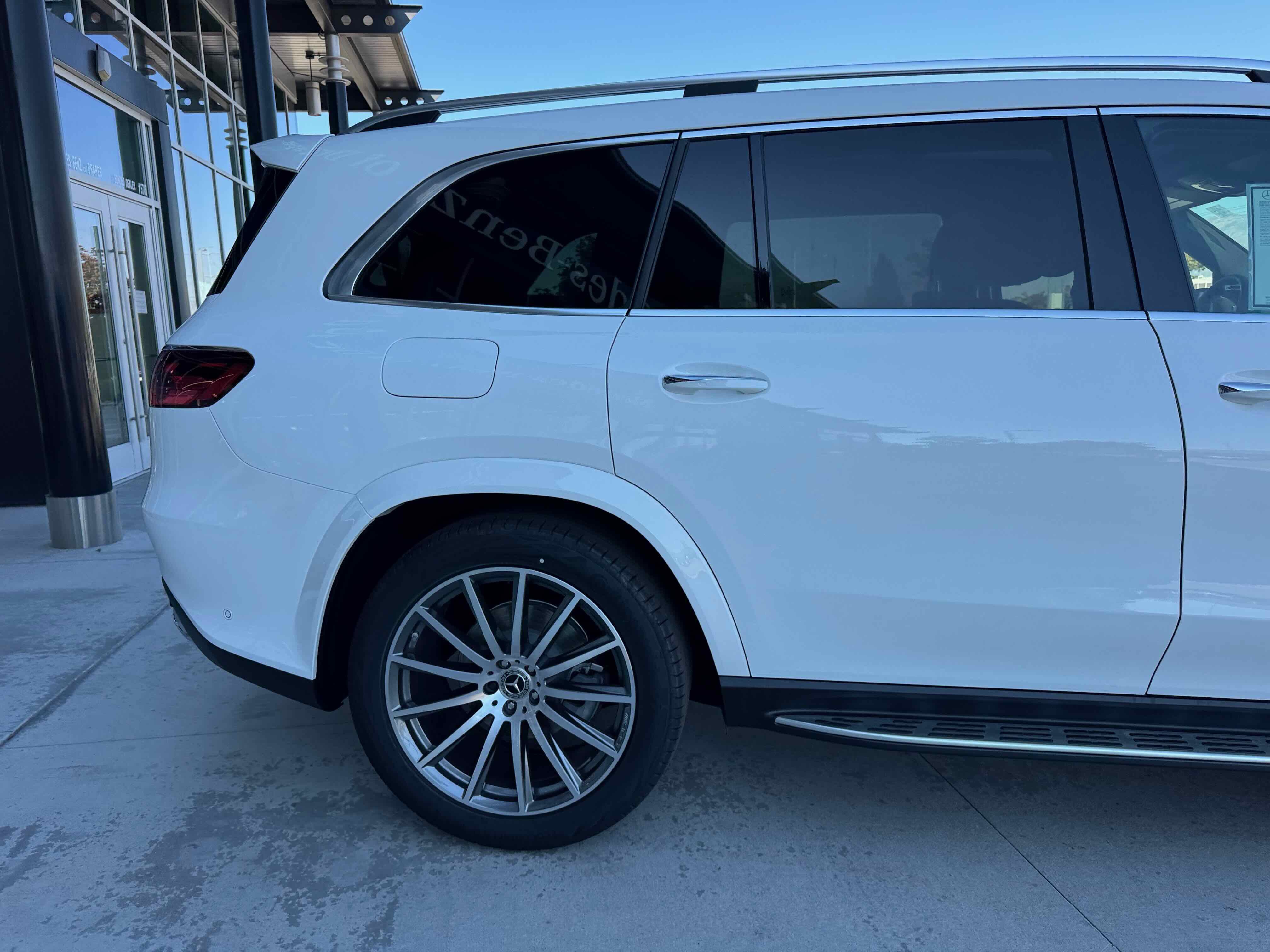New 2026 Mercedes-Benz GLS 450 4MATIC image 8