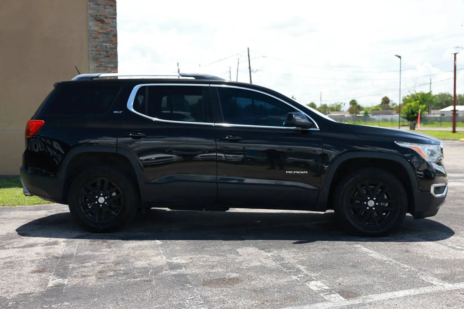 Used 2019 GMC Acadia SLT FWD image 8