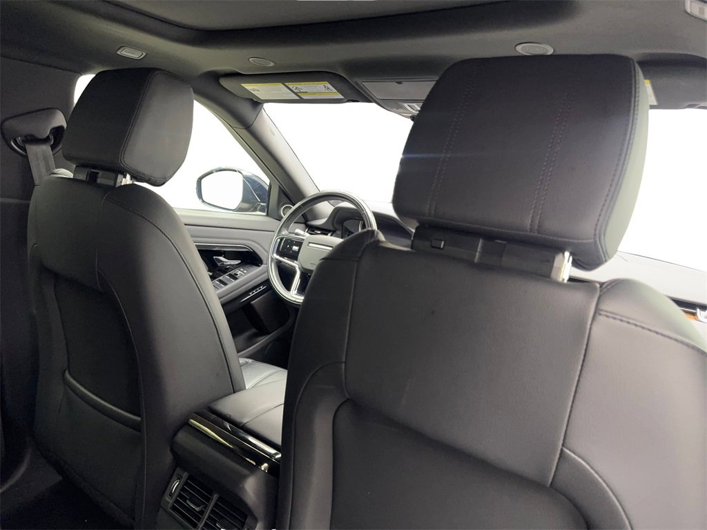 Used 2021 Land Rover Range Rover Evoque R-Dynamic SE image 41