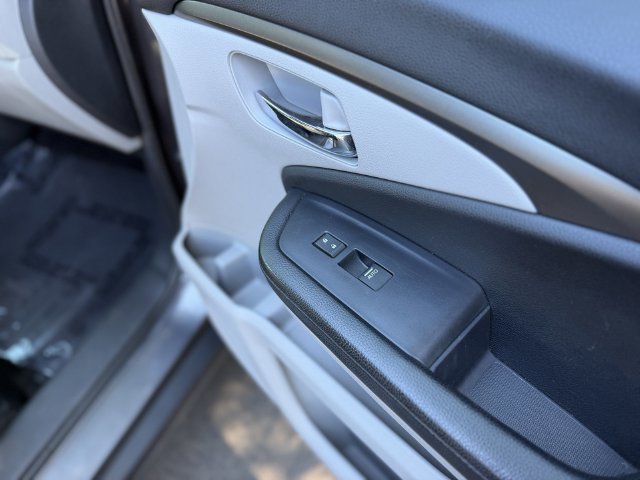 Used 2018 Honda Pilot LX image 30