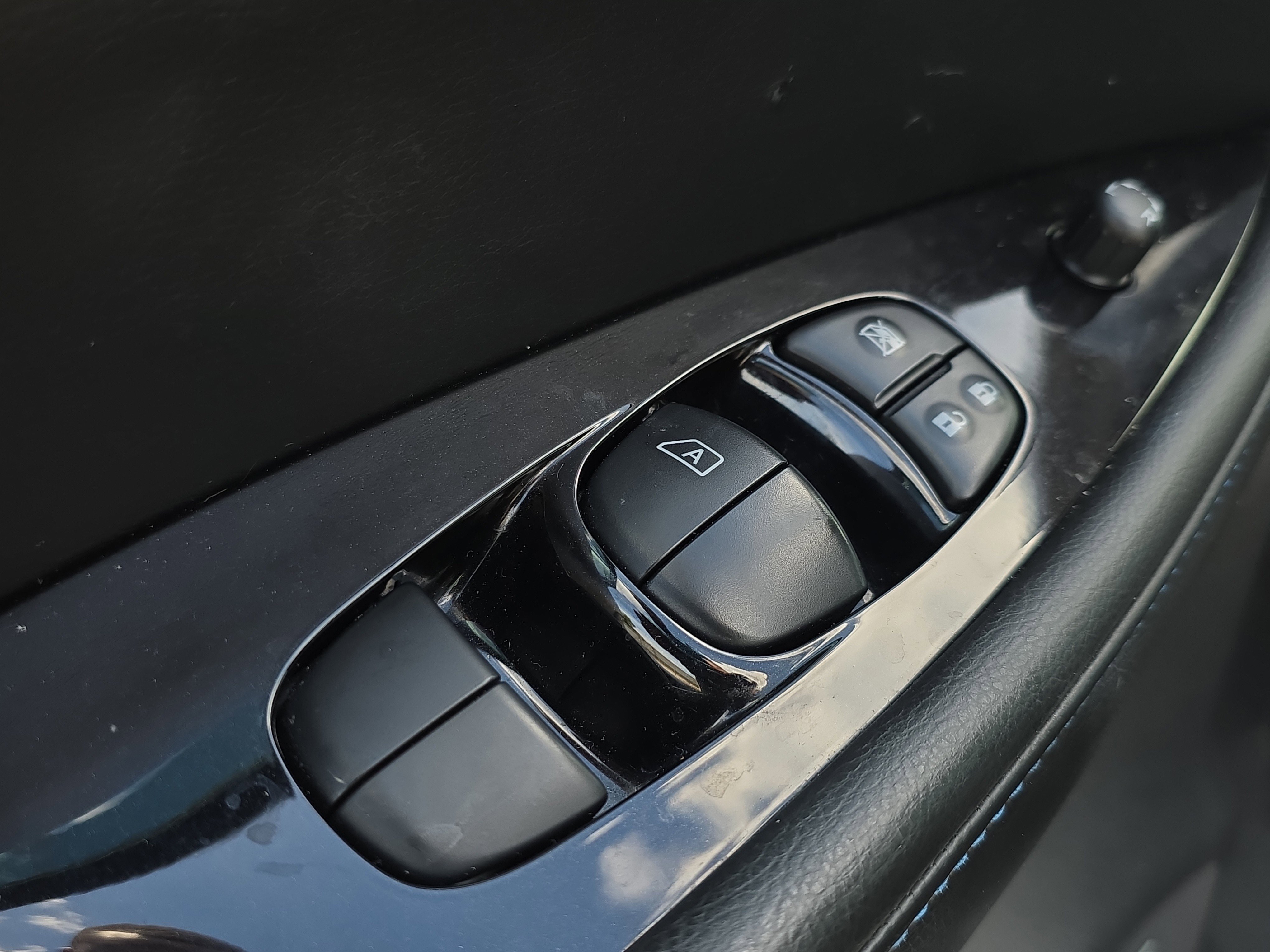 Used 2020 Nissan Leaf SL Plus image 20