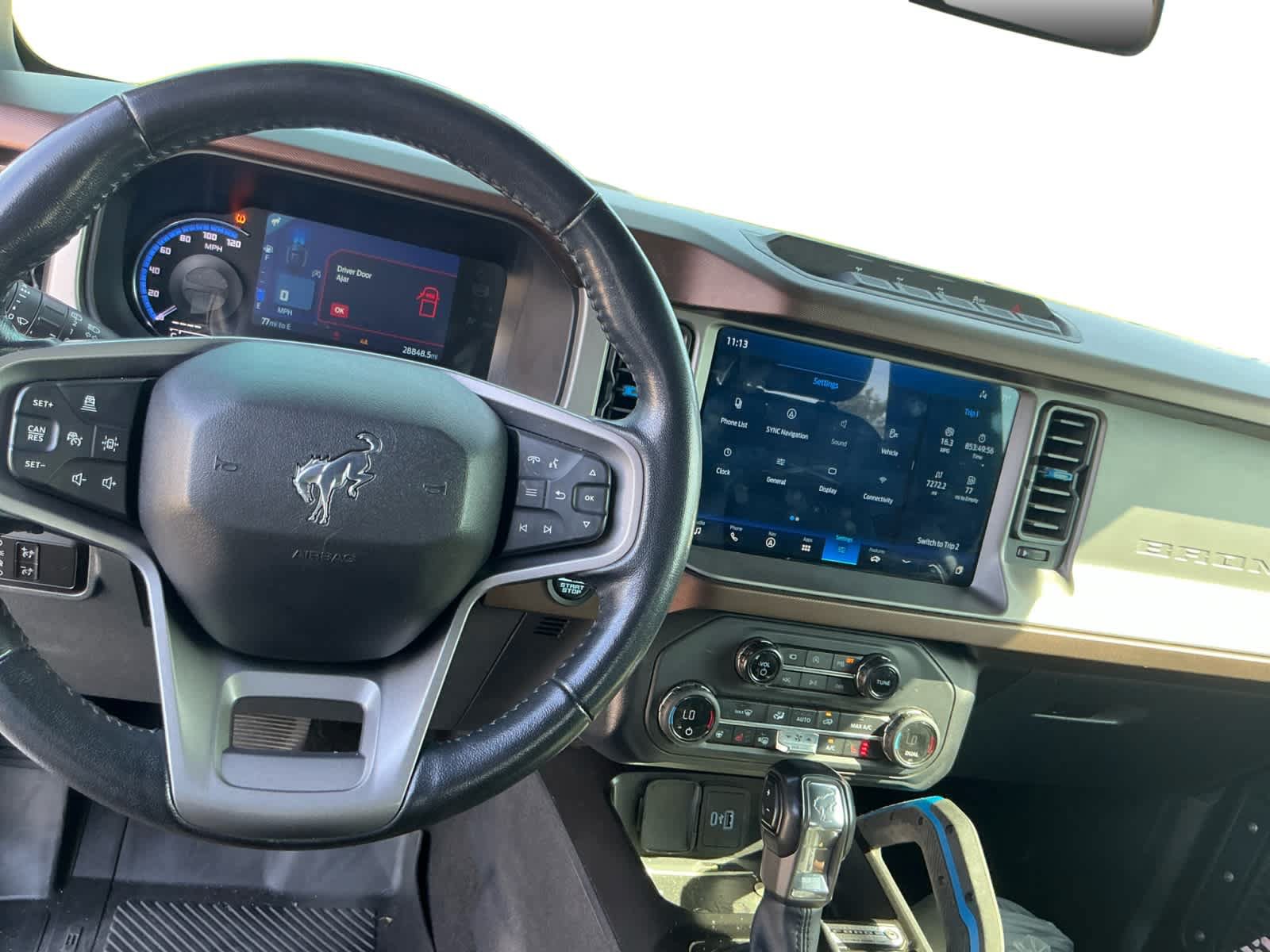 Used 2023 Ford Bronco Outer Banks w/ Sasquatch Package AWD/4WD image 10