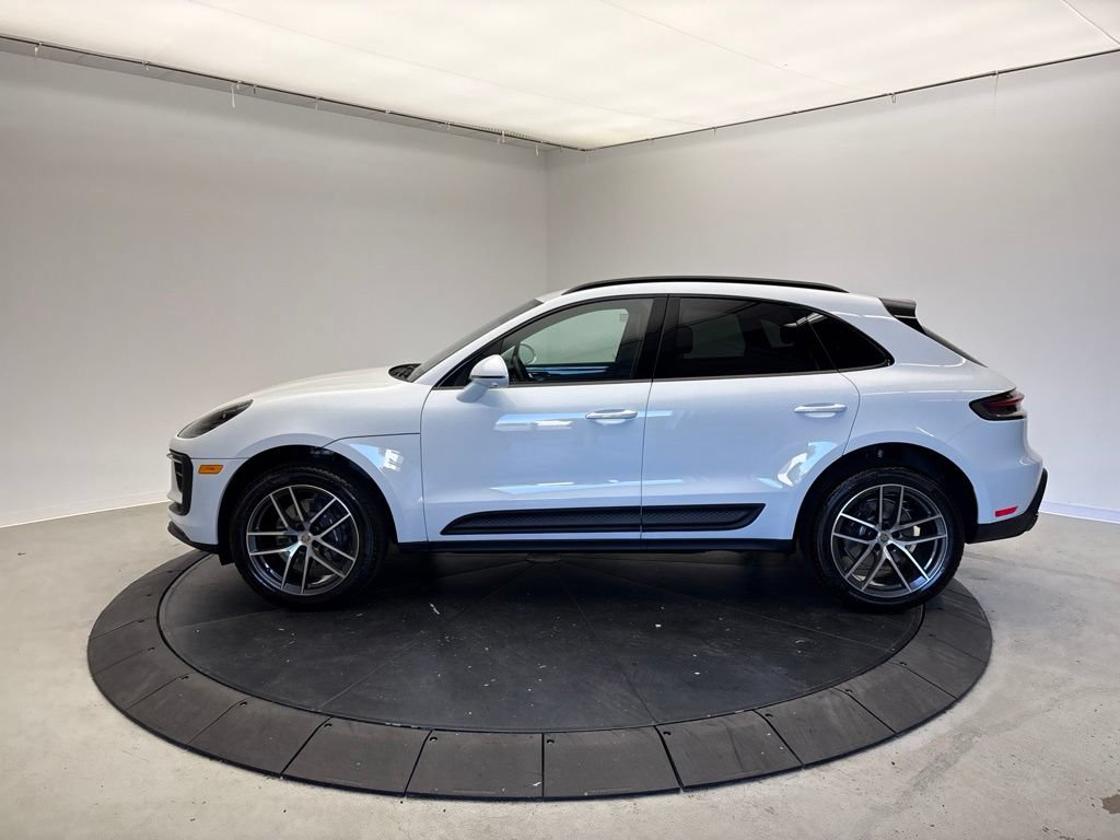 New 2026 Porsche Macan AWD/4WD image 2